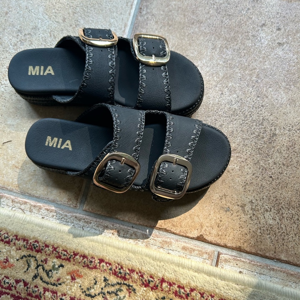 MIA Black Sandals with Double Straps and Buckles Brand new Never worn